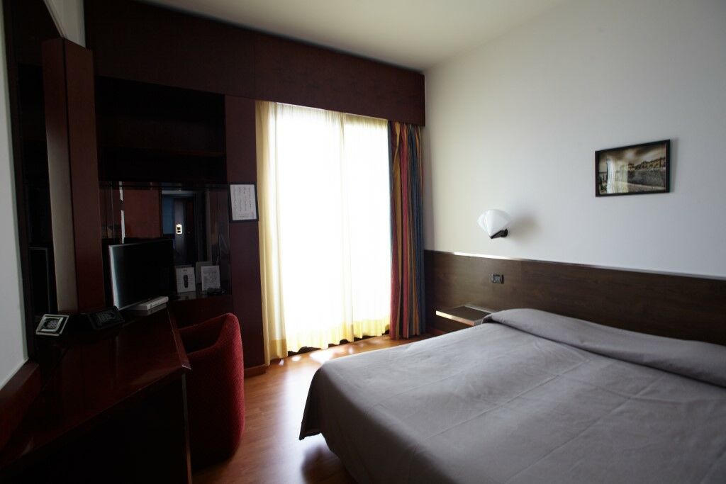 Hotel Concorde Arona Dış mekan fotoğraf