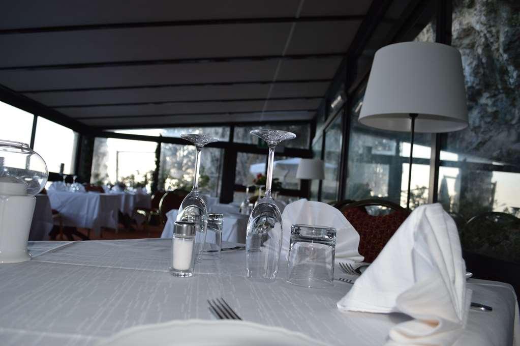 Hotel Concorde Arona Restoran fotoğraf